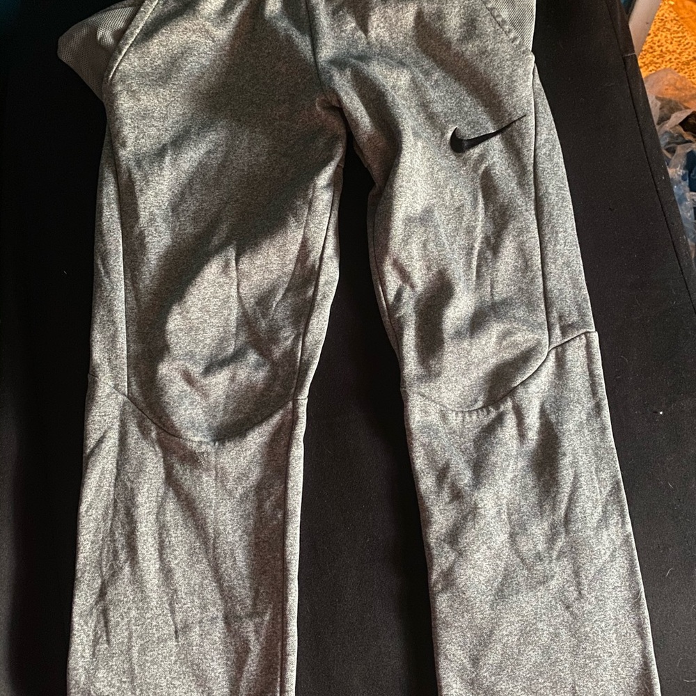 Boys Nike sweats